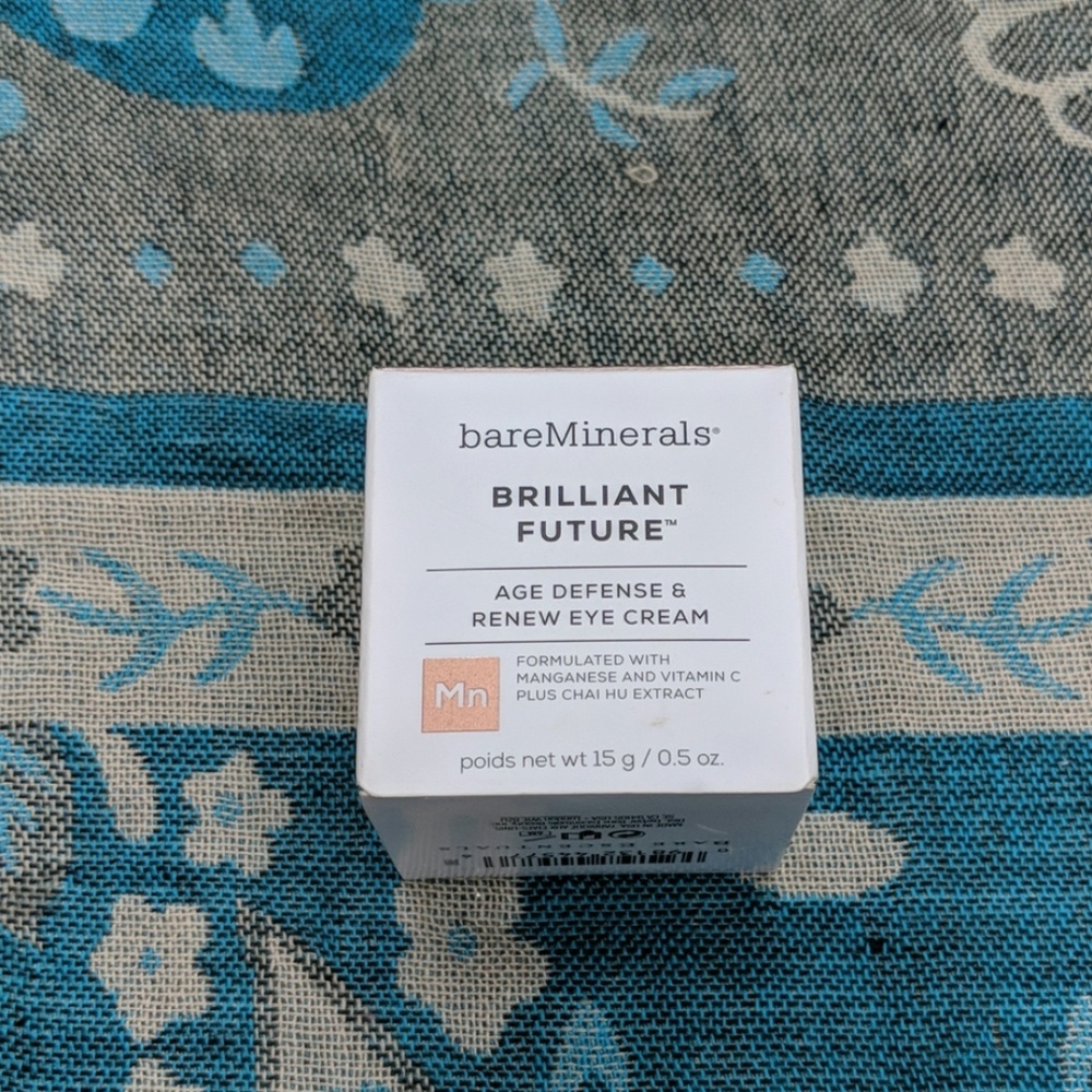 Brilliant Future eye cream